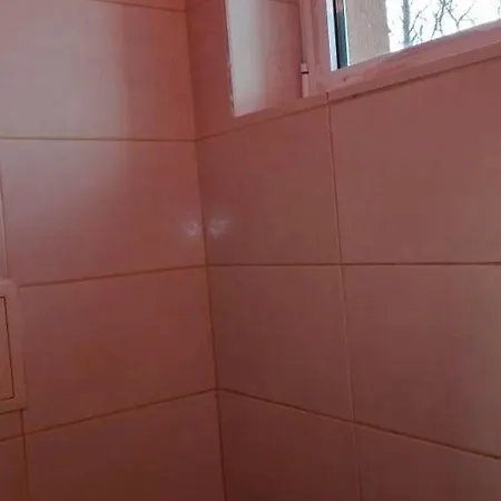 Apartment 1 In Nikea Park