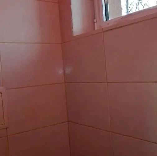 Apartment 1 In Nikea Park