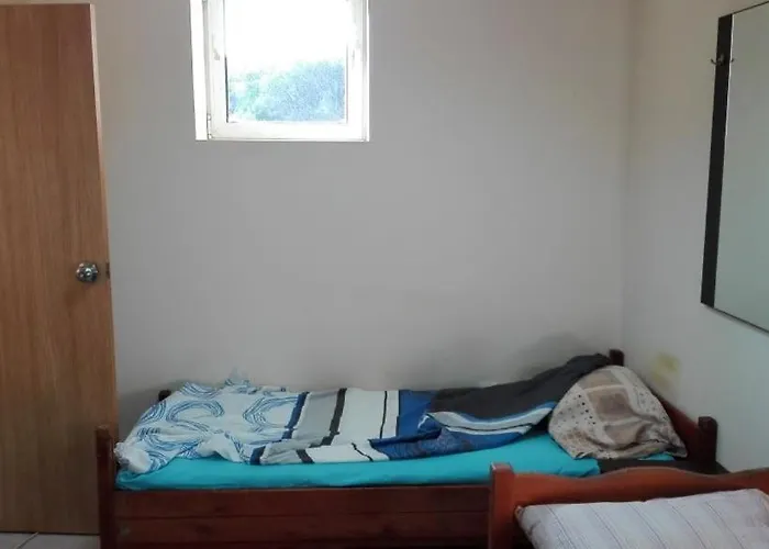 1 In Nikea Park Apartment *